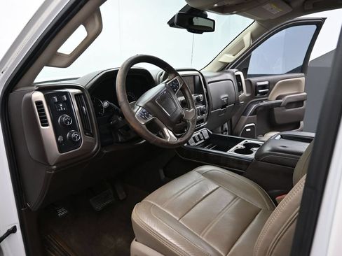 Used 2015 GMC Sierra 2500 Denali w/ Duramax Plus Package AWD/4WD image 12