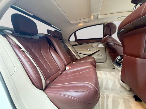 Used 2018 Mercedes-Benz S 560 4MATIC Sedan image 26