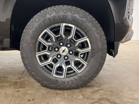 New 2026 Chevrolet Colorado Z71 w/ Z71 Convenience Package 2 image 19