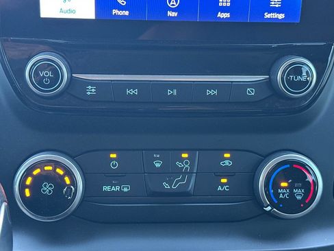 Certified 2021 Ford Transit 350 XLT RWD image 20