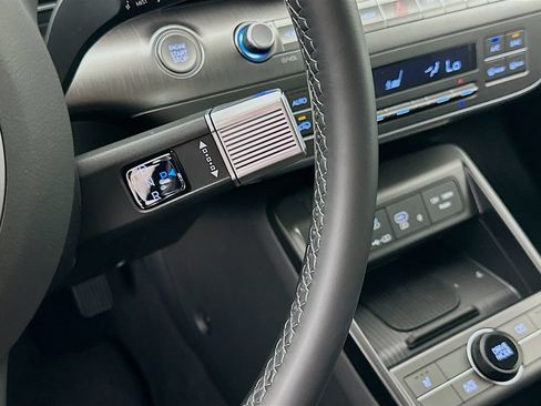 New 2026 Hyundai Kona SEL Premium FWD image 14