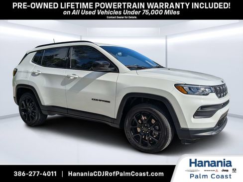 Used 2026 Jeep Compass Latitude w/ Quick Order Package 29K AWD/4WD image 1