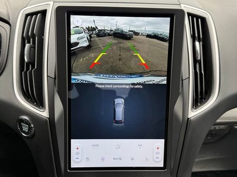Certified 2024 Ford Edge SEL w/ Convenience Package AWD/4WD image 12