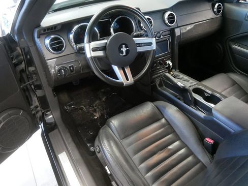 Used 2005 Ford Mustang GT image 11