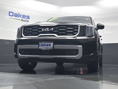 Certified 2025 Kia Telluride SX Prestige AWD/4WD image 45