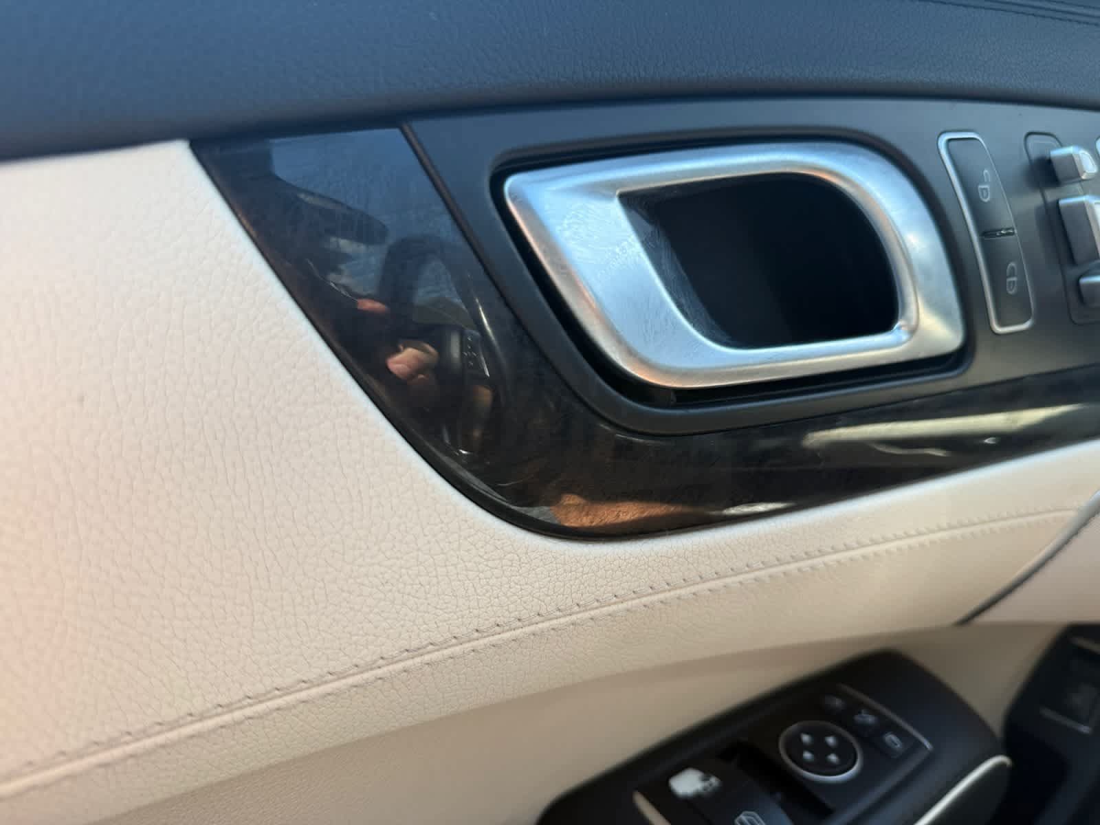 Used 2015 Mercedes-Benz SL 550 image 26