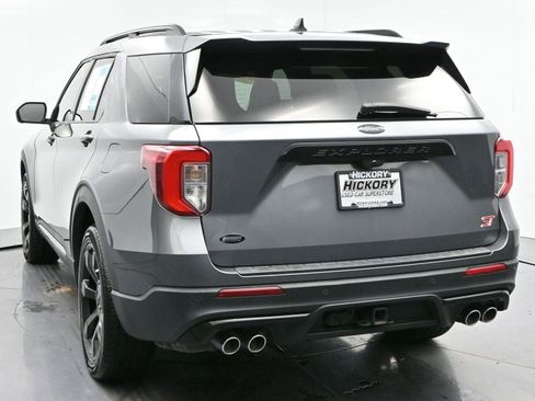 Used 2022 Ford Explorer ST w/ Equipment Group 401A image 6