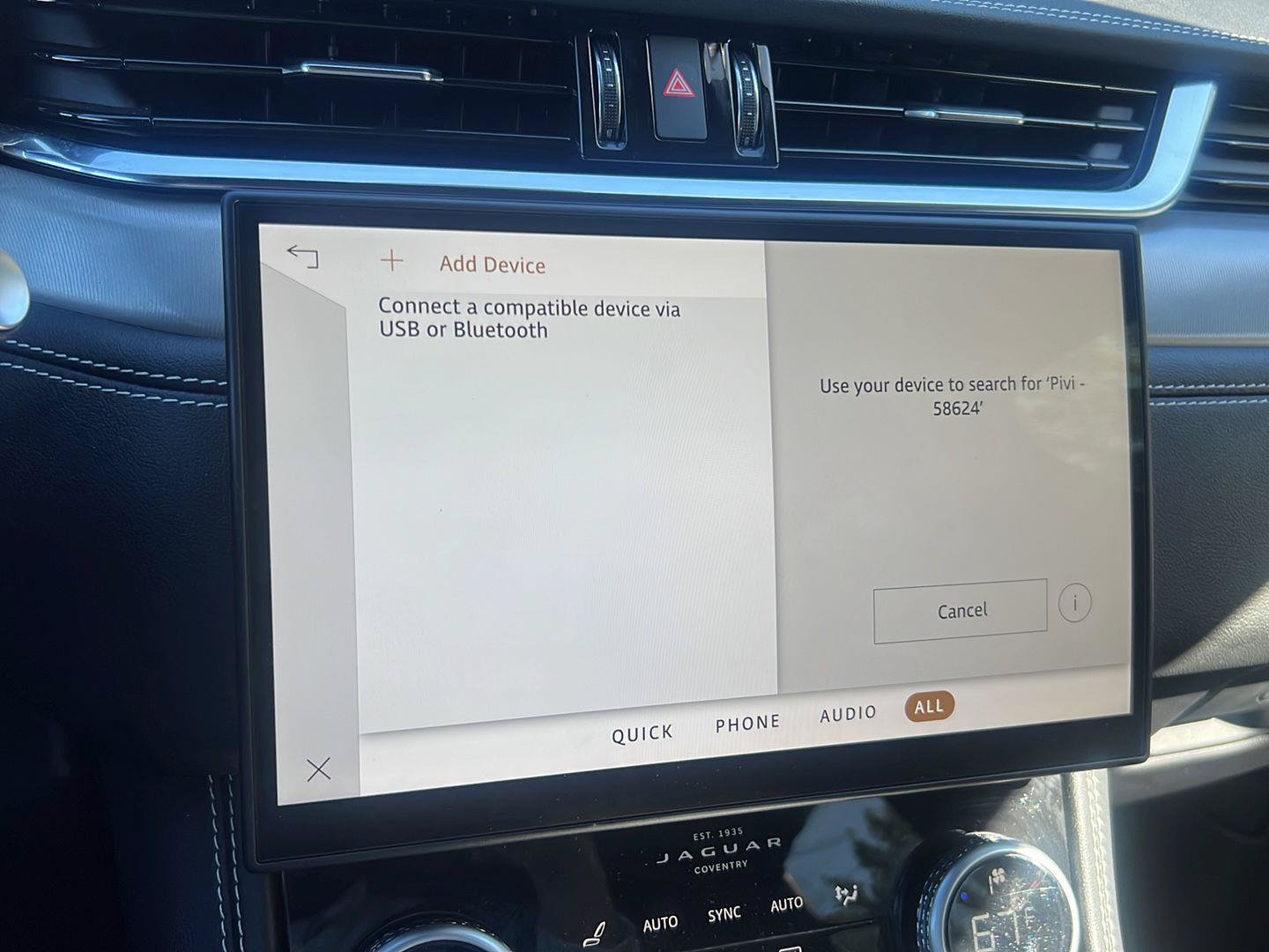 Certified 2026 Jaguar F-PACE R-Dynamic S AWD/4WD image 17