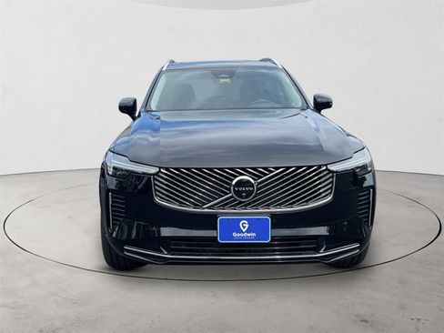 New 2026 Volvo XC90 B6 Plus w/ Protection Package Premier AWD/4WD image 8