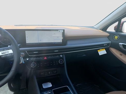 New 2026 Hyundai Sonata Limited FWD image 25