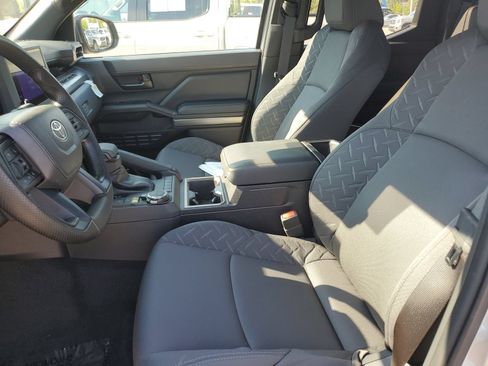 Certified 2026 Toyota Tacoma SR5 AWD/4WD image 16