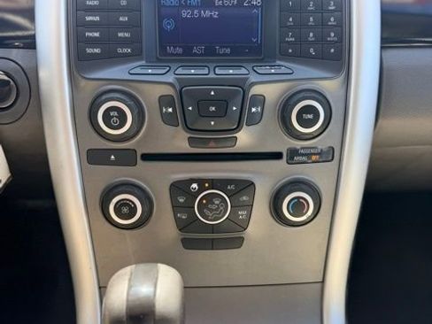 Used 2013 Ford Edge SE image 14