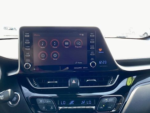 Used 2019 Toyota C-HR XLE image 12