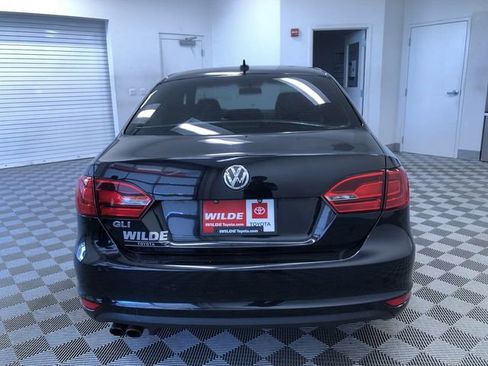 Used 2012 Volkswagen Jetta GLI FWD image 13
