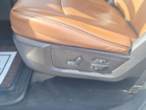 Used 2016 RAM 1500 Laramie Longhorn w/ Convenience Group AWD/4WD image 14