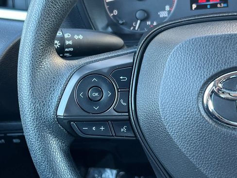 Used 2023 Toyota Corolla LE image 23