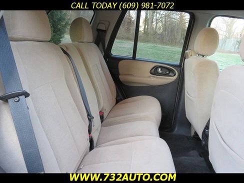 Used 2005 Chevrolet TrailBlazer LS w/ LS Preferred Equipment Group image 27