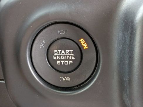Used 2022 Jeep Wrangler Unlimited Sport AWD/4WD image 29