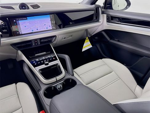 New 2026 Porsche Cayenne Coupe image 26