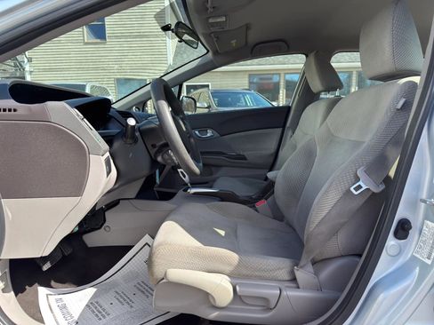 Used 2012 Honda Civic Hybrid Sedan image 19