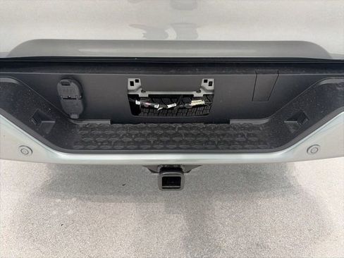 New 2026 Chevrolet Colorado LT w/ LT Convenience Package AWD/4WD image 7