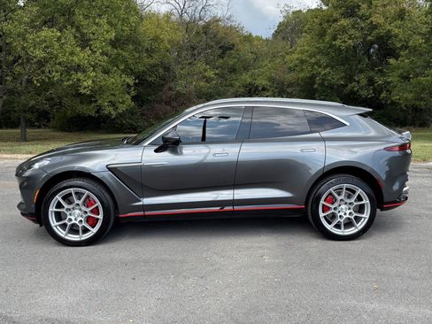 Used 2021 Aston Martin DBX AWD/4WD image 8