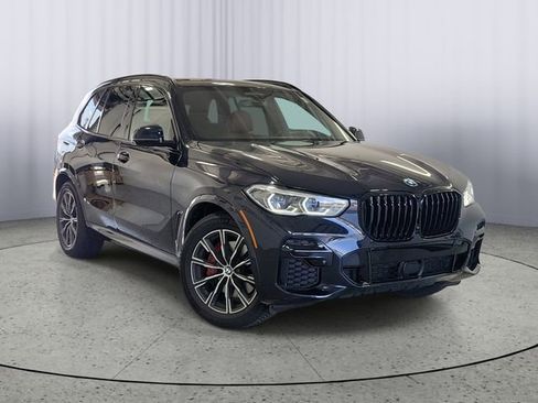 Used 2022 BMW X5 xDrive40i w/ M Sport Package AWD/4WD image 1
