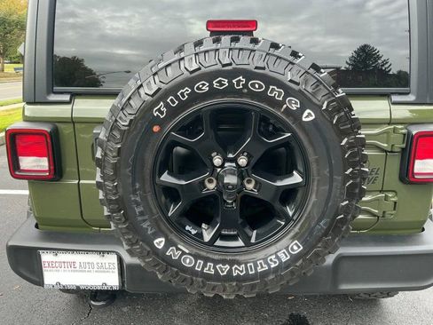 Used 2022 Jeep Wrangler Sport image 25
