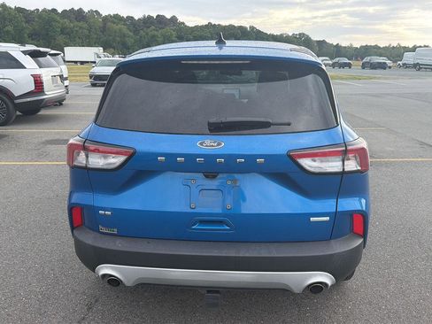 Used 2020 Ford Escape SE FWD image 4