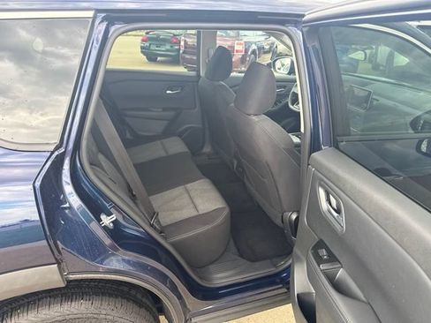 Used 2025 Nissan Rogue SV AWD/4WD image 20