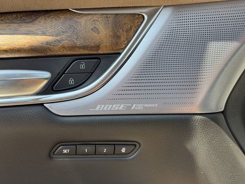 Used 2020 Cadillac XT5 Premium Luxury w/ Platinum Package image 39