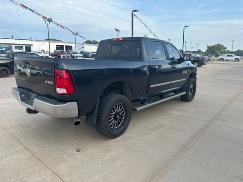 Used 2018 RAM 2500 Big Horn AWD/4WD image 29