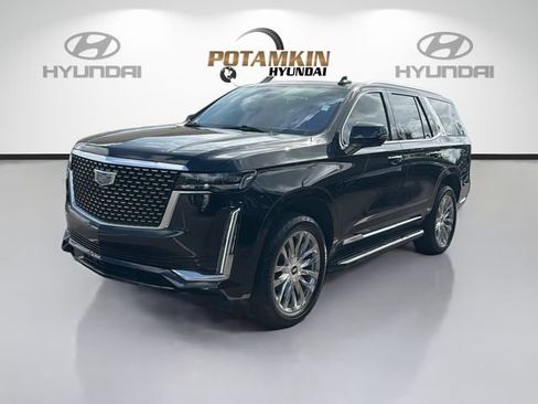 Used 2021 Cadillac Escalade Premium Luxury w/ LPO, Illumination Package RWD image 1