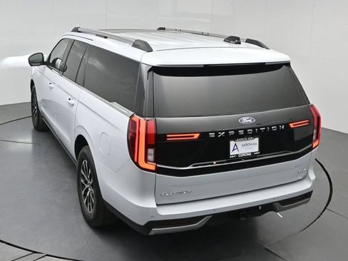 Used 2025 Ford Expedition Max Platinum AWD/4WD image 51