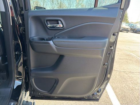 Used 2023 Honda Ridgeline RTL-E image 24