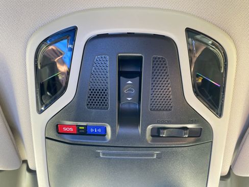 Used 2023 Subaru Outback Limited image 32