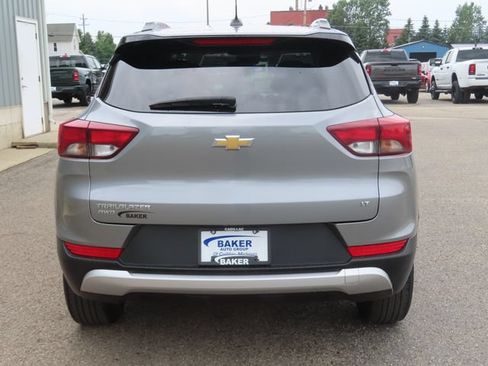 Used 2025 Chevrolet TrailBlazer LT AWD/4WD image 8
