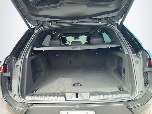 New 2026 Land Rover Range Rover Sport SE image 12