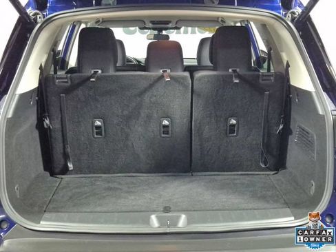Used 2025 Nissan Pathfinder SV AWD/4WD image 29