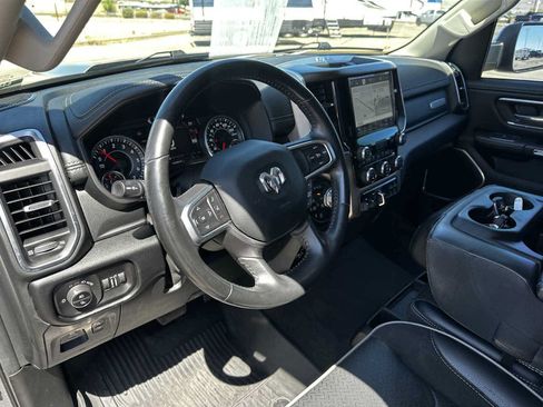 Used 2022 RAM 1500 Laramie AWD/4WD image 2