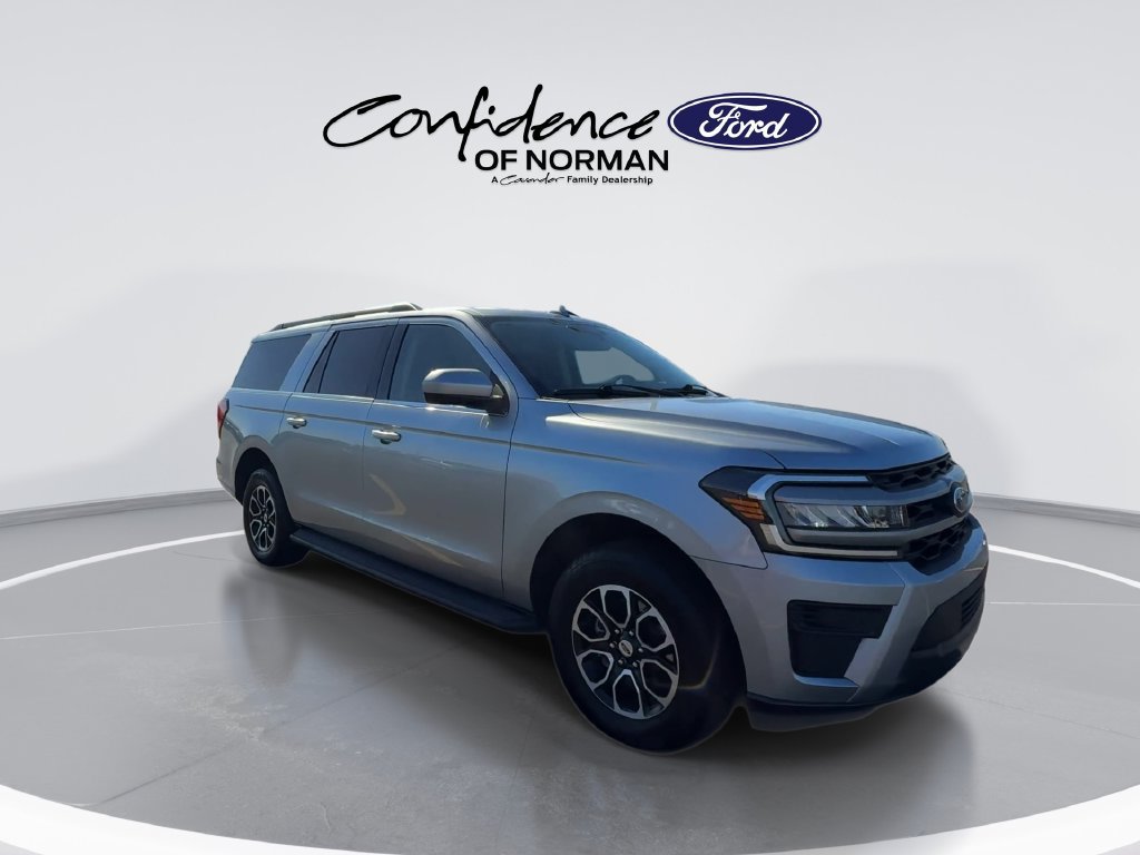 Used 2024 Ford Expedition Max XLT AWD/4WD image 4