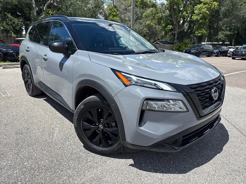 Used 2023 Nissan Rogue SV w/ SV Premium B Package FWD image 5