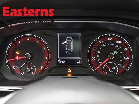 Used 2020 Volkswagen Jetta SE w/ SE Cold Weather Package image 18