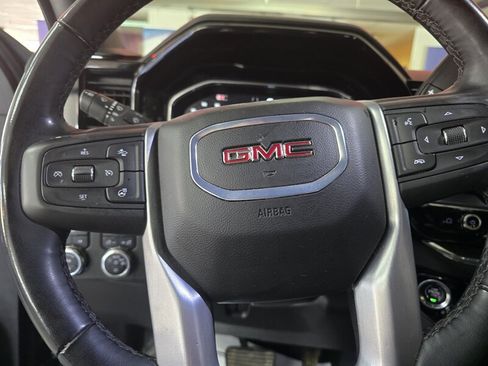 Used 2025 GMC Sierra 1500 SLT AWD/4WD image 26