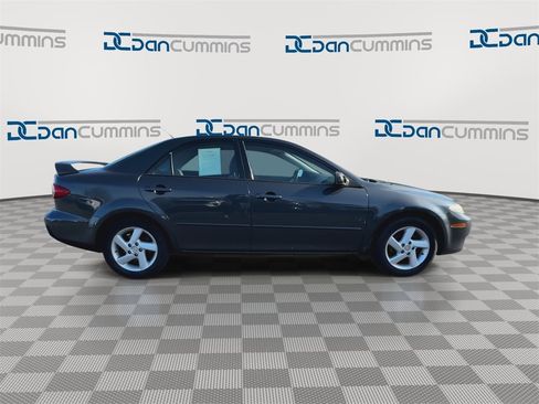 Used 2004 MAZDA MAZDA6 i image 9