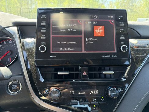 Used 2024 Toyota Camry XSE image 3