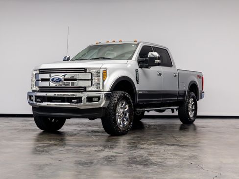 Used 2018 Ford F250 Lariat w/ Chrome Package AWD/4WD image 7