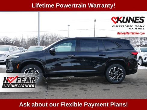 Used 2025 Buick Enclave Sport Touring AWD/4WD image 4