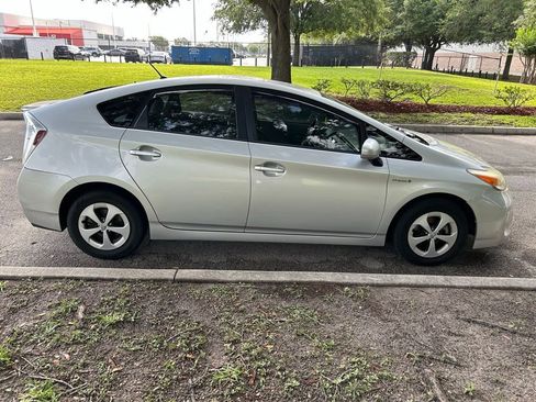 Used 2014 Toyota Prius Two FWD image 7