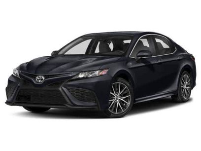 Used 2024 Toyota Camry SE